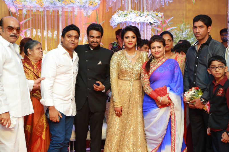 Amala-Paul-Vijay-Wedding-Reception-Photo-Harris-Jayaraj